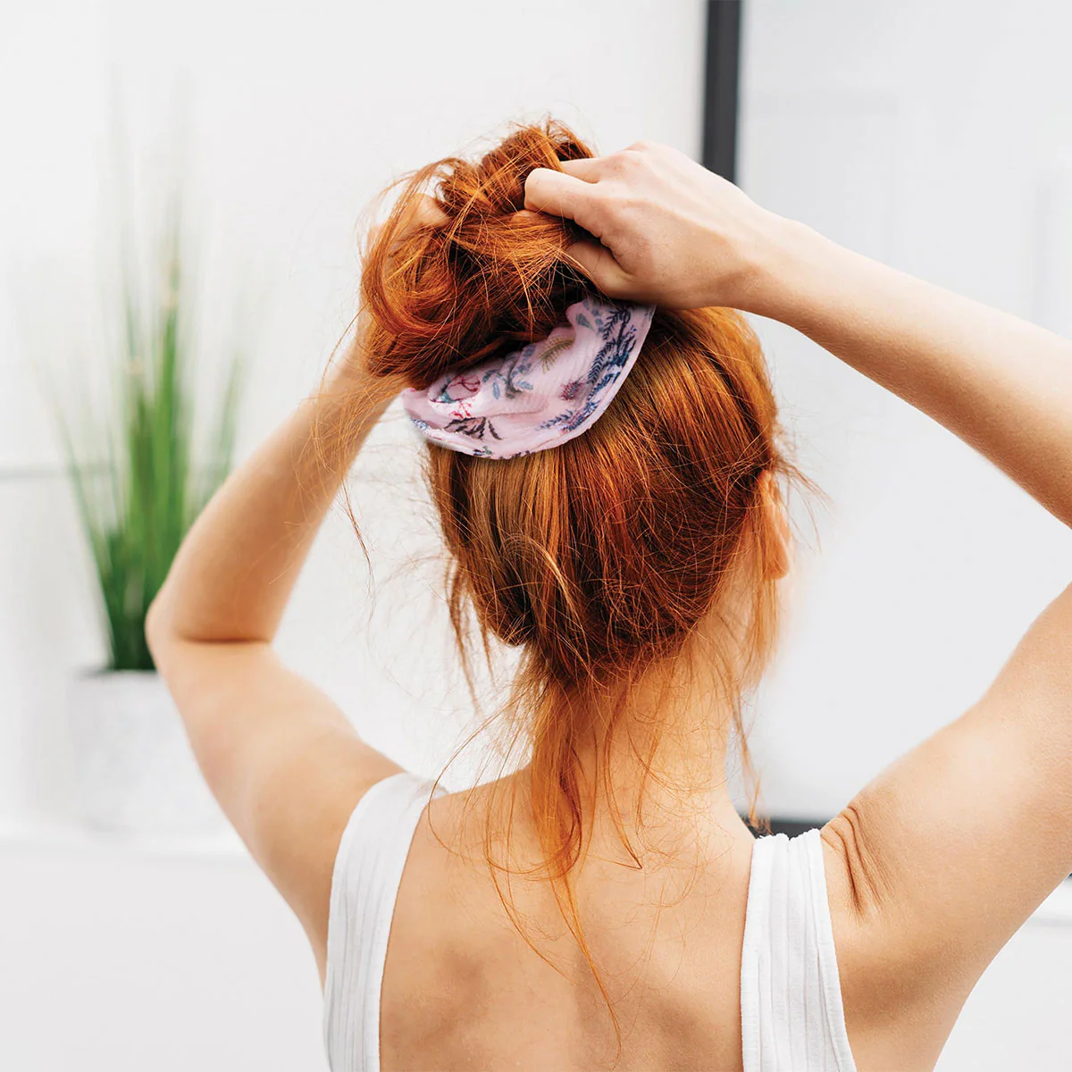 AC Drying Scrunchie - Sally Browne Botanical - Isalbi - Image 3