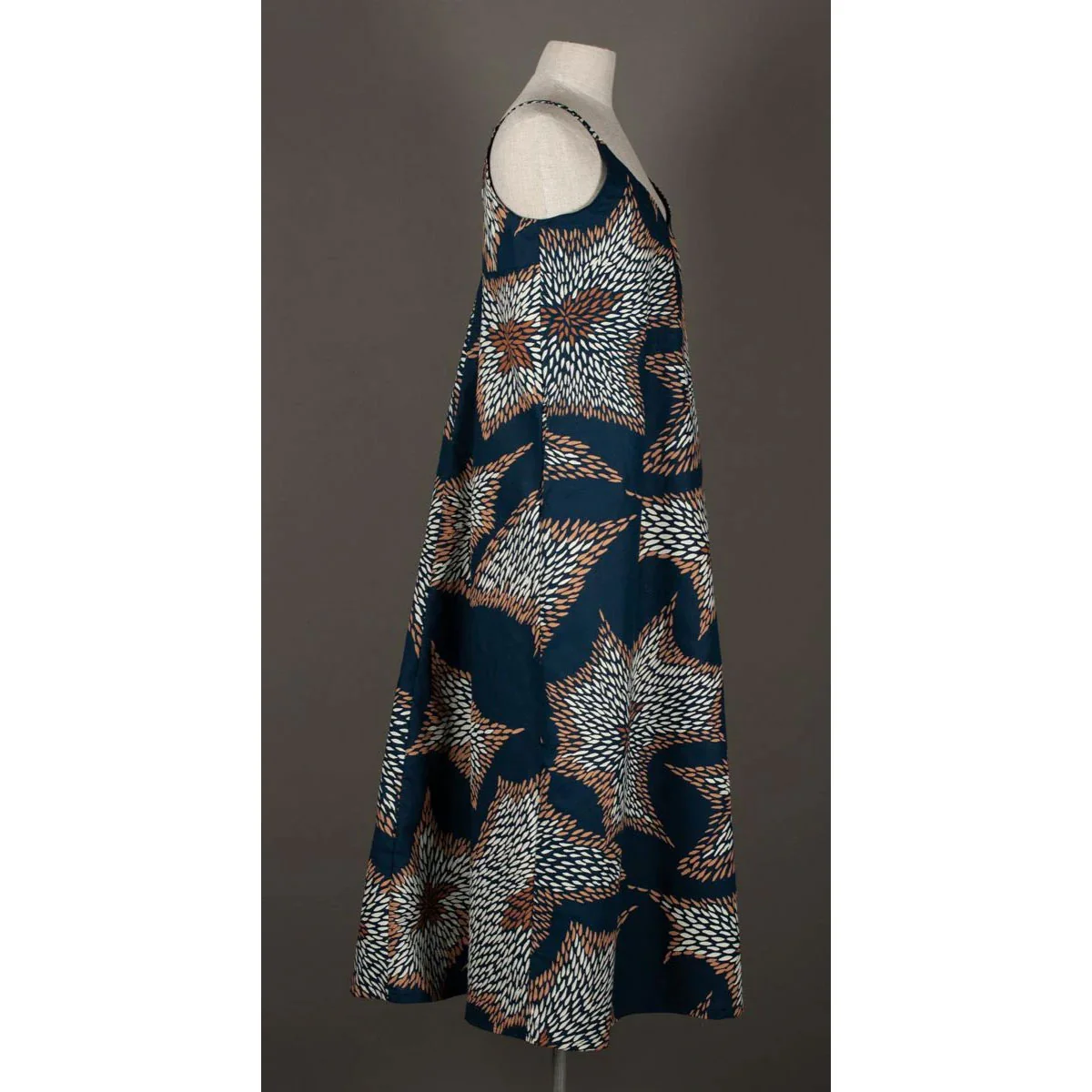 Anita Dress Ininti at Muruntji - Ikuntji Artists - Image 2
