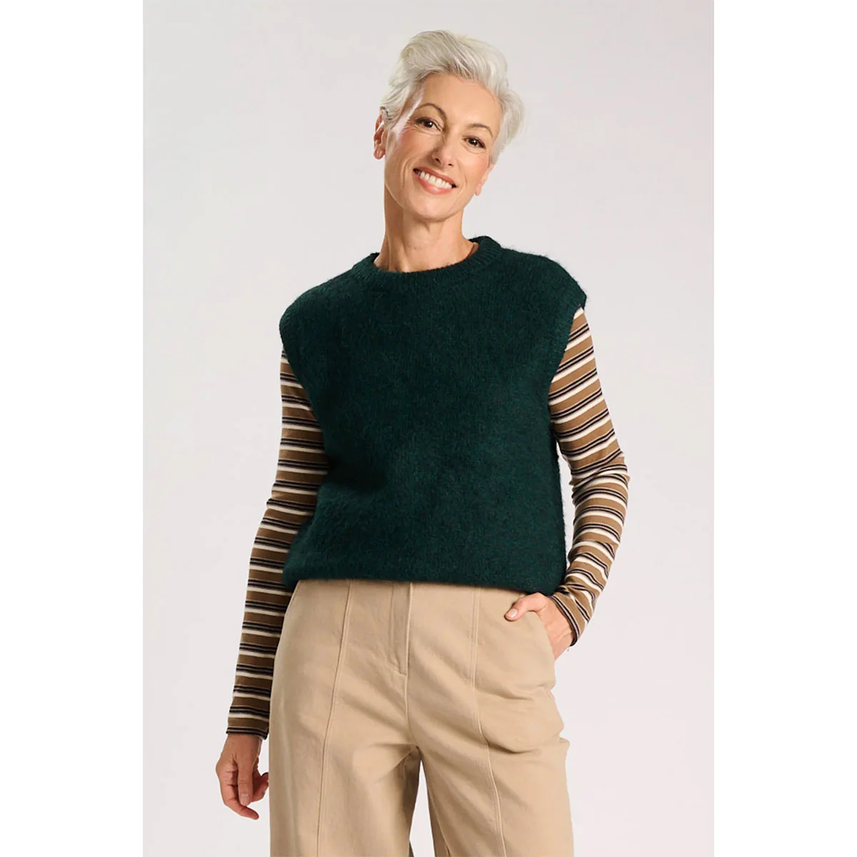 Aspen Round Neck Vest Forest - Image 2