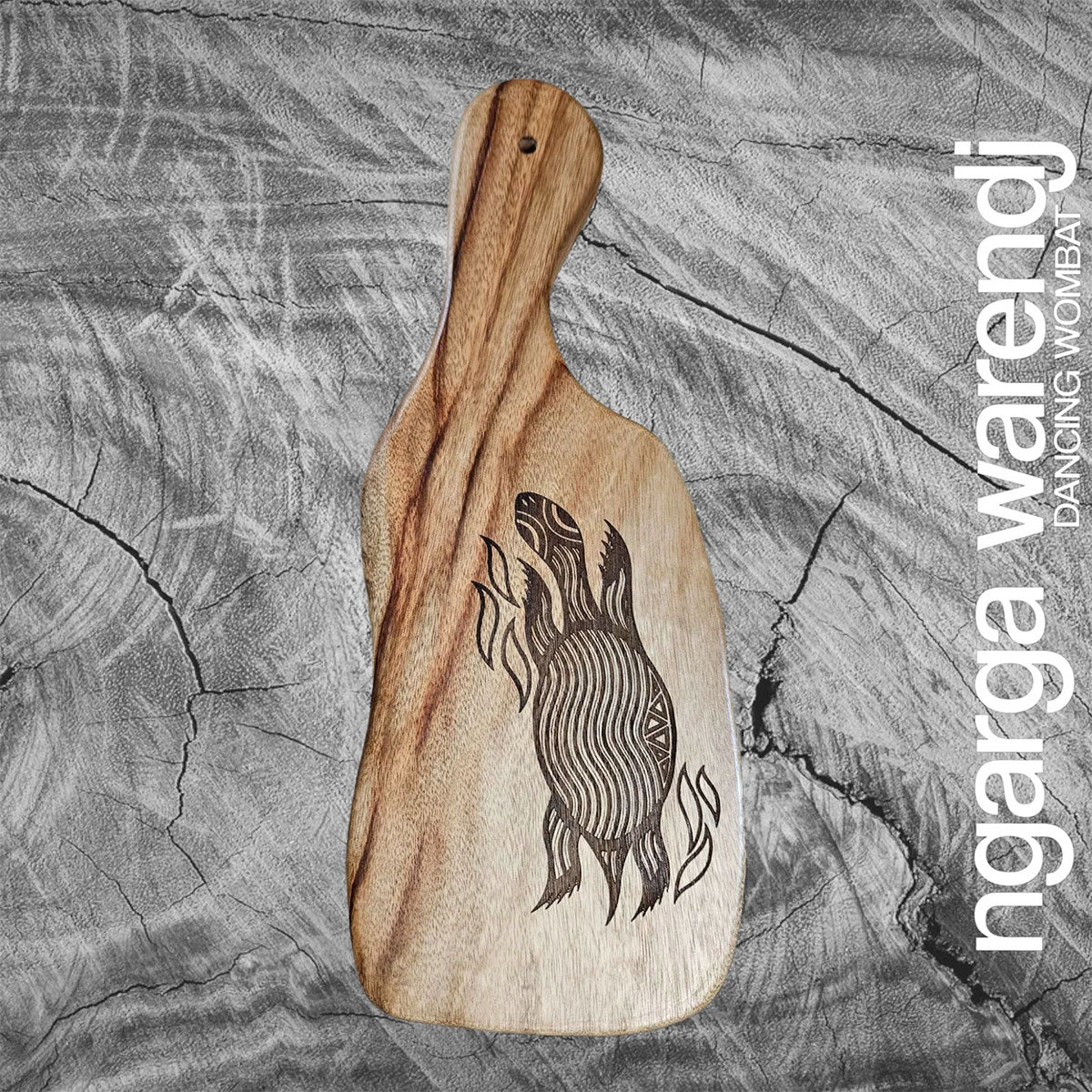 Wooden Board Small Turtle Hooked Handle Camphor Laurel 35x14x2.5cm - Ngarga Warendj