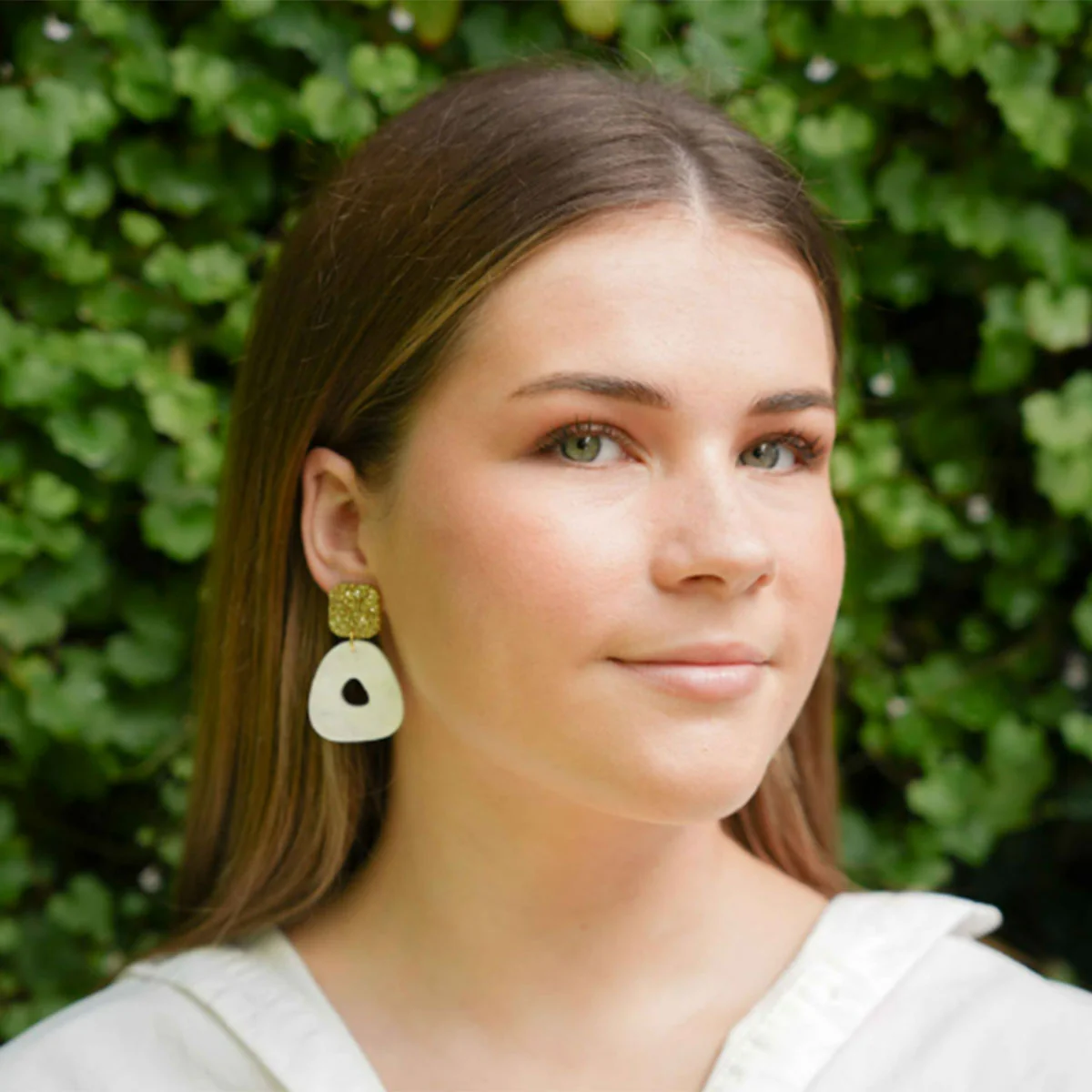 Earring  Maia Pearl - Hagen and Co - Image 2
