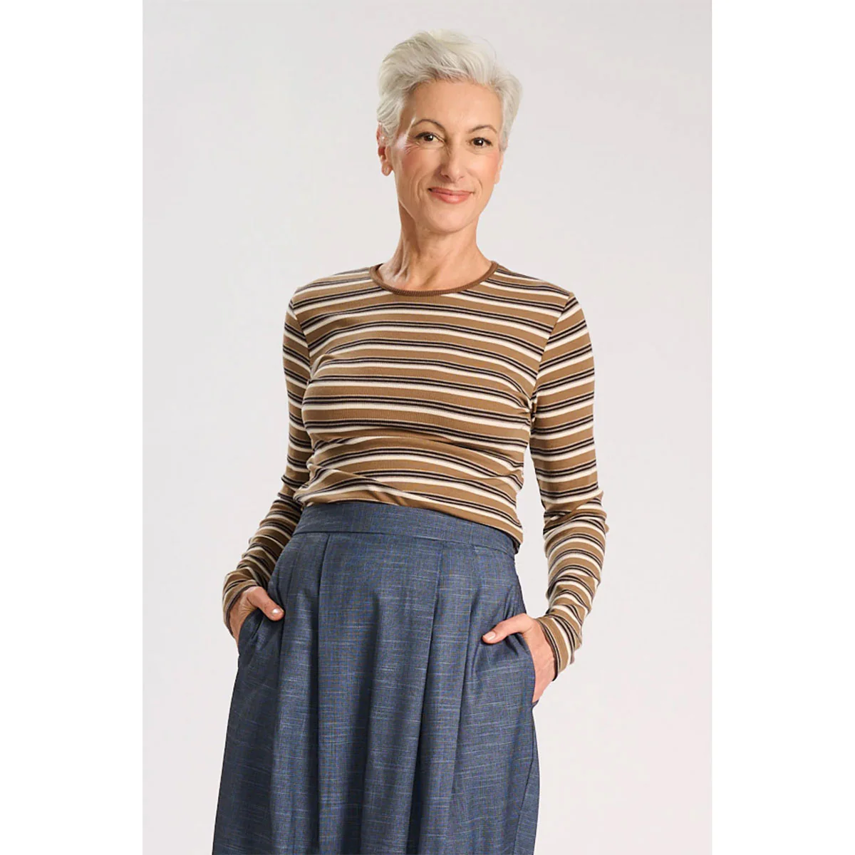 Ella Striped Top Beige in Jersey Cotton - Image 2