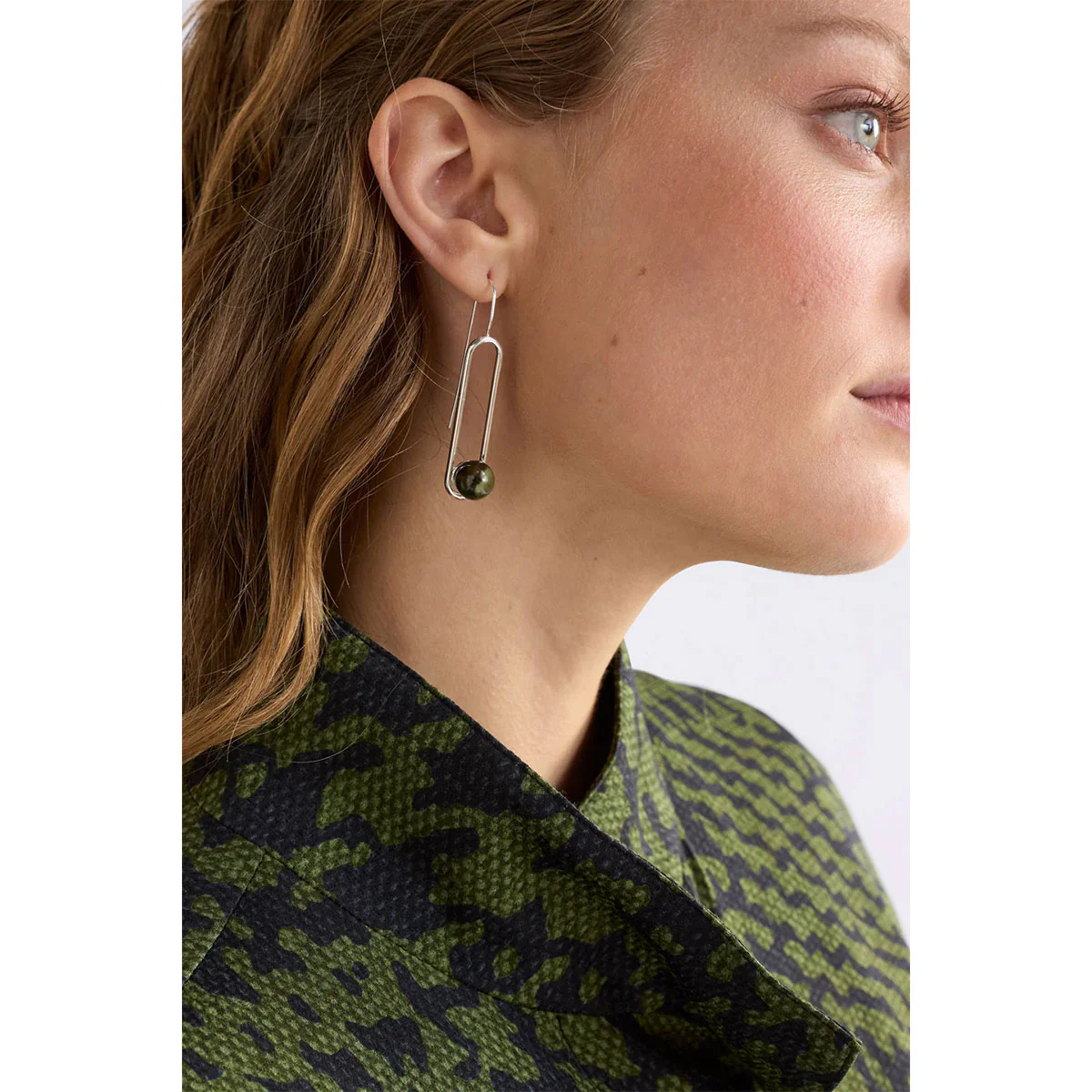 Laspar Hook Earring Dark Olive - Elk Accessories - Image 2