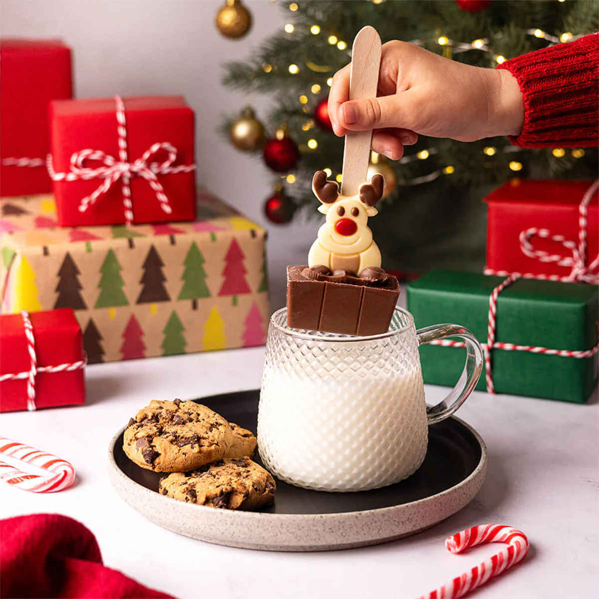 Milk Chocolate Spoon Reindeer 50g - Gourmet Brands - Image 2