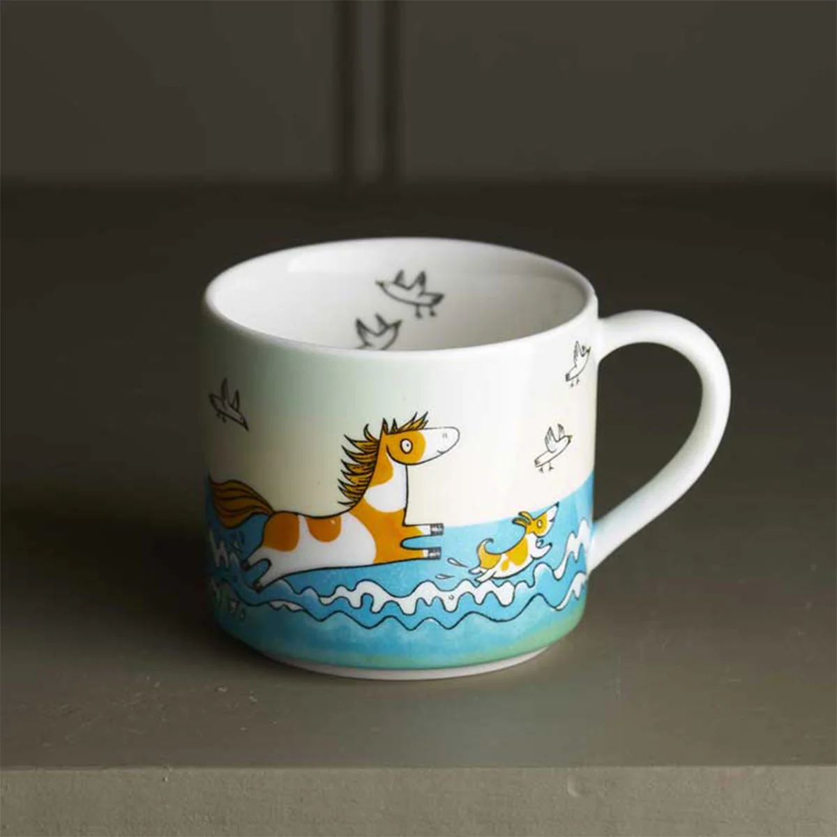 Mug Goes to the Beach Alison Lester 215ml