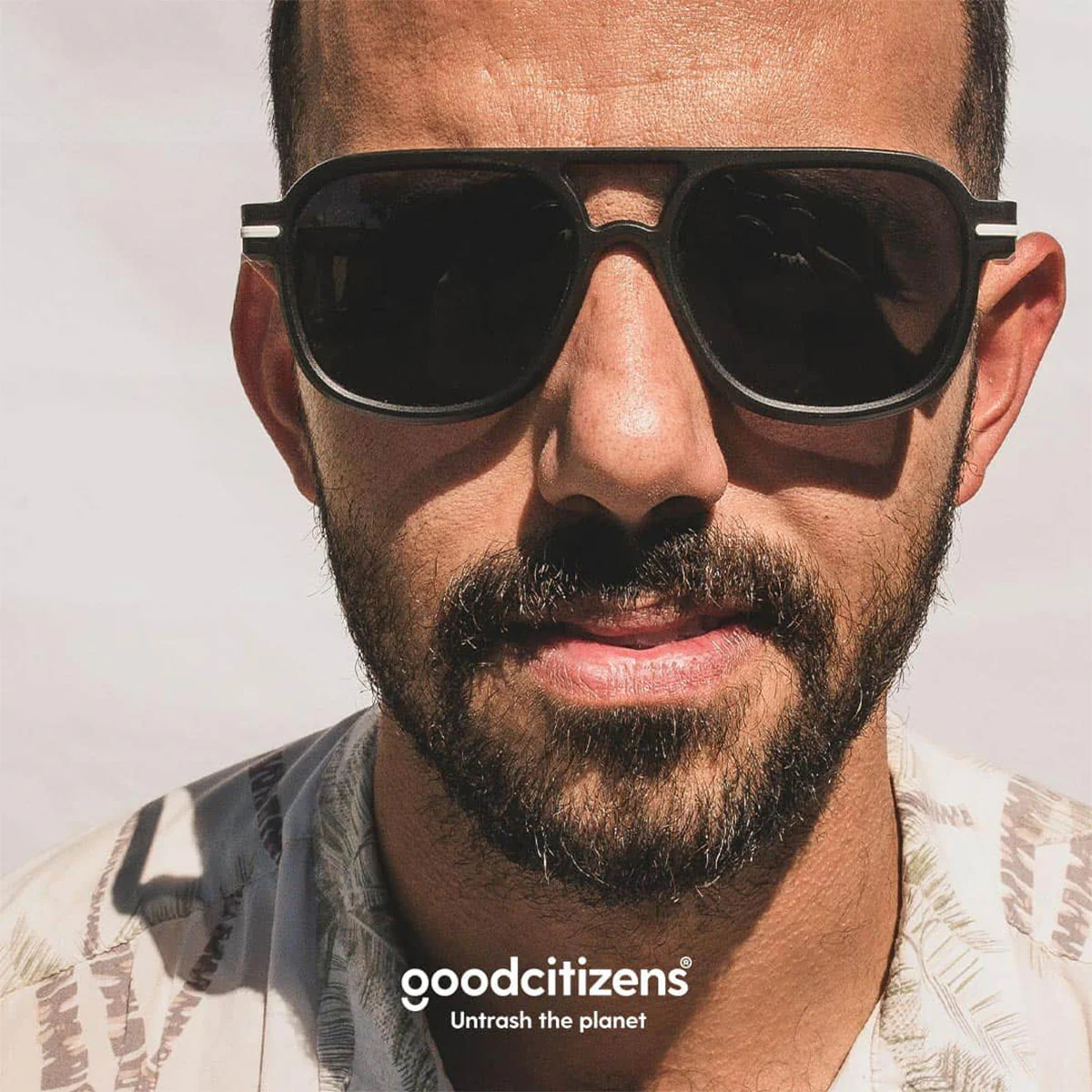Polarised Sunglasses Newport Black - Image 4
