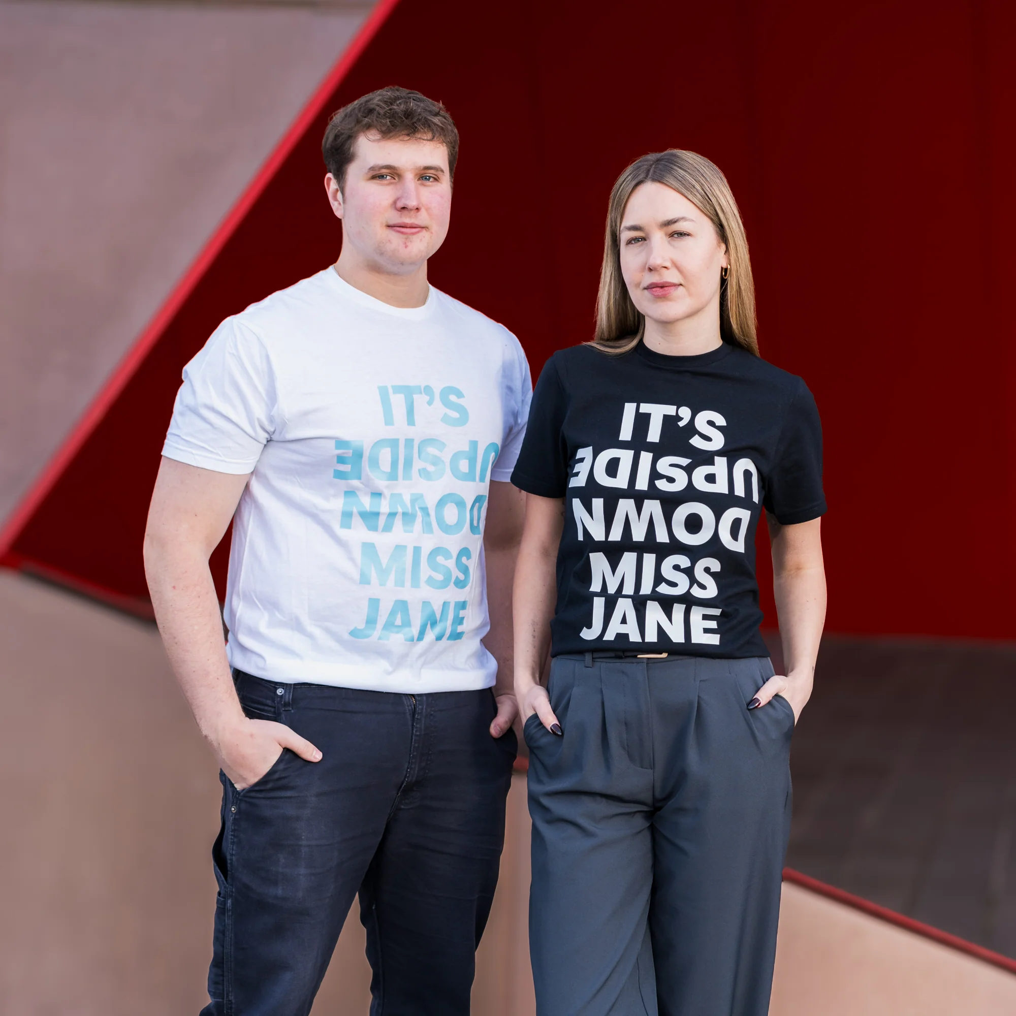 T-shirt It's Upside Down Miss Jane White with Blue Writing - Branded Ideas - Image 4