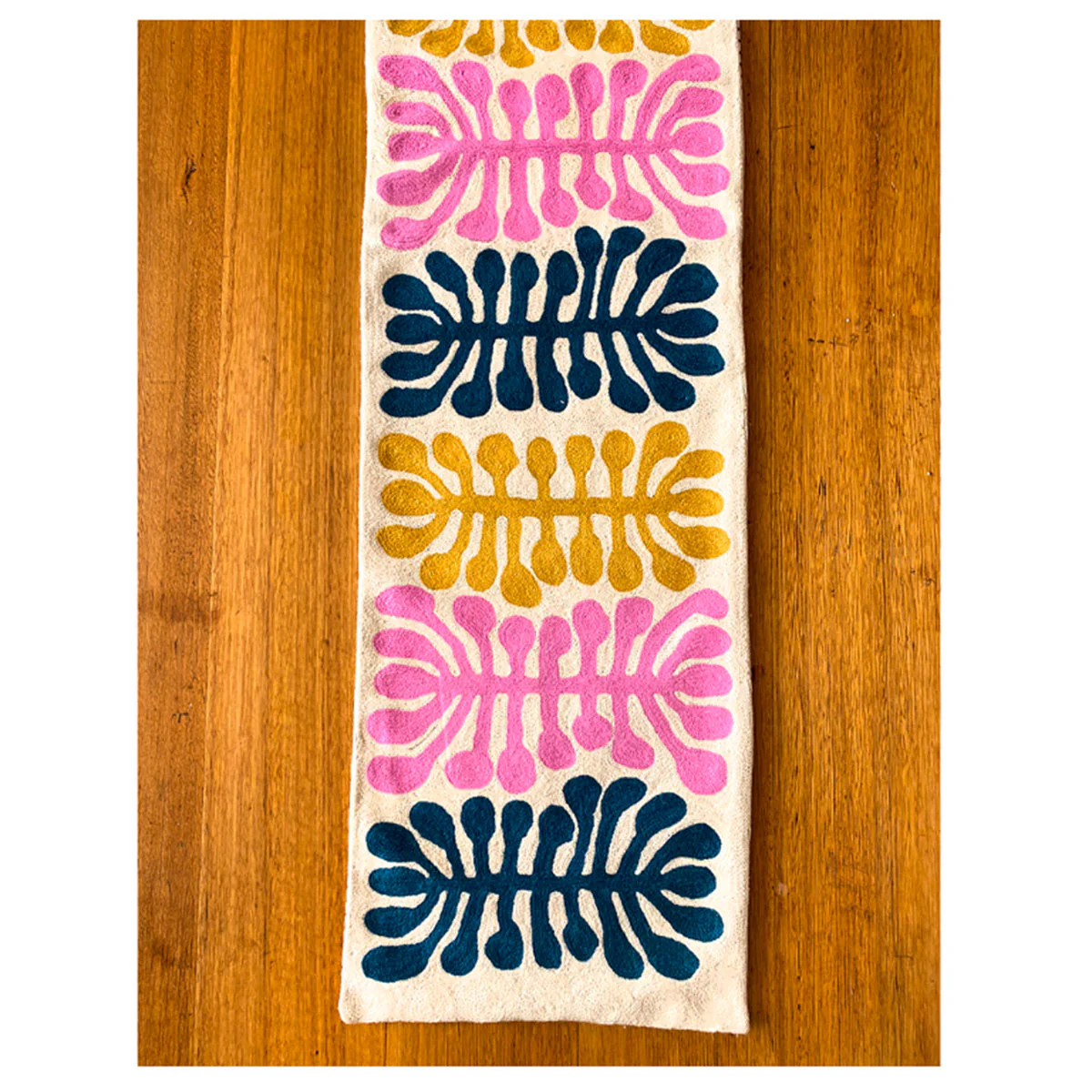 Table Runner Wool Chain Stitch Mitjili Napurrula MNA320 - Better World Arts