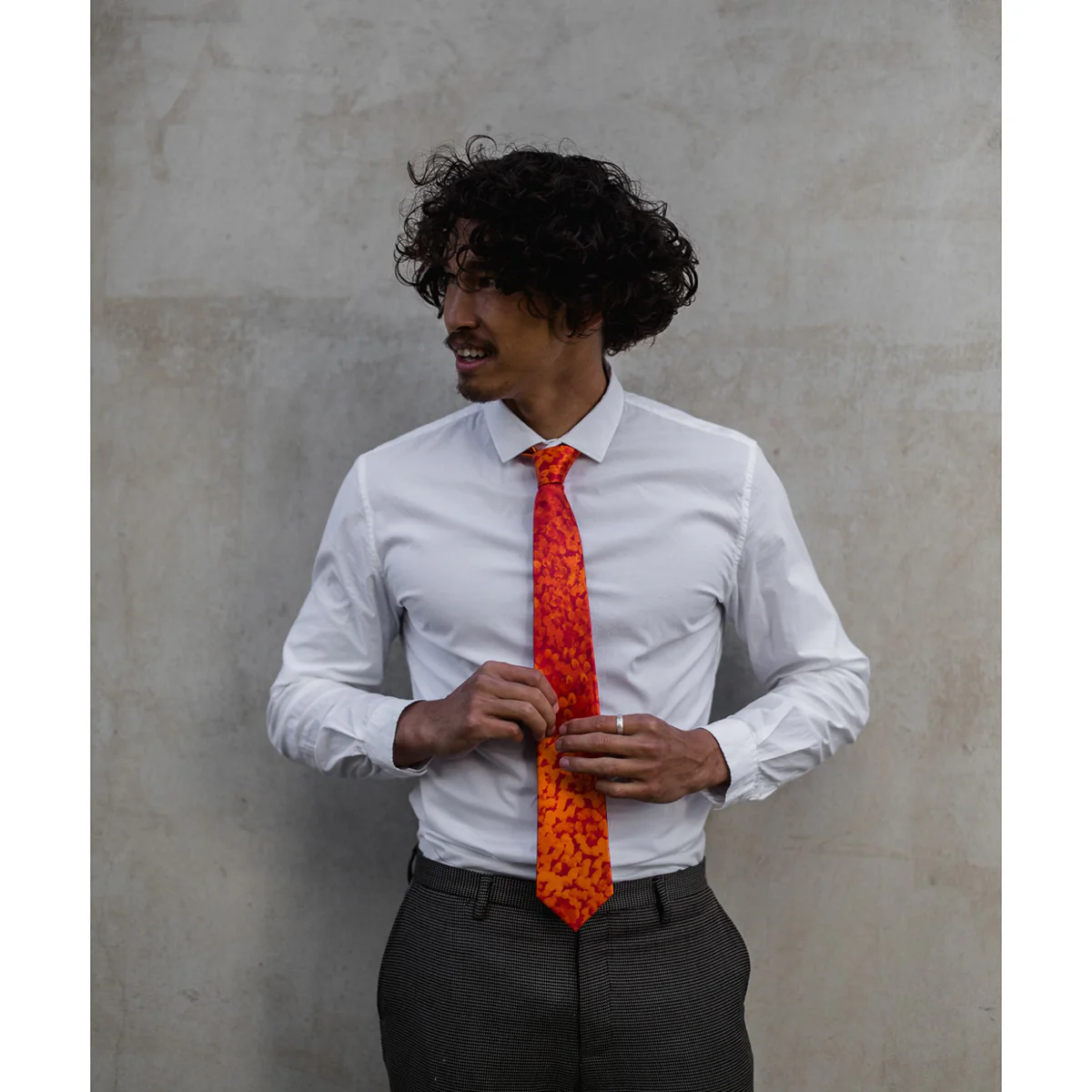 Tie Kulyakartu by Muuki Taylor - One of Twelve - Image 2