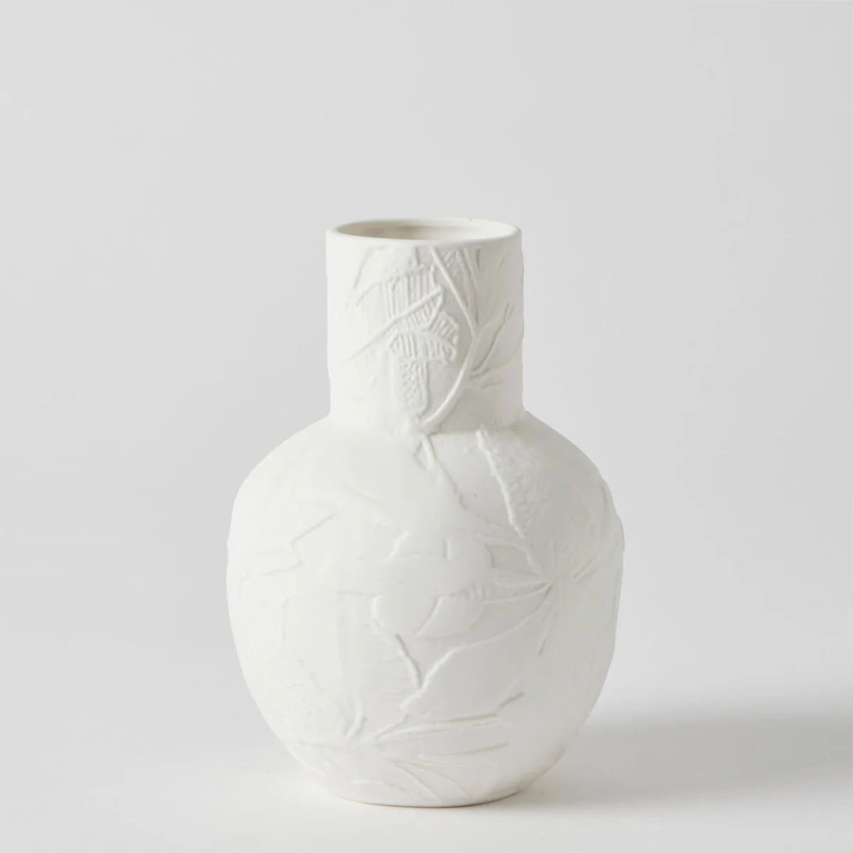 Vase Banksia Round Small White - Pilbeam Living